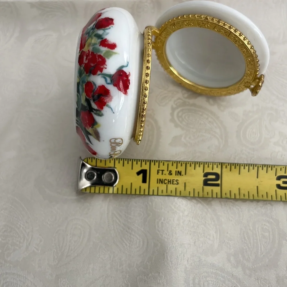 Vintage Ben Bridge Red Roses Porcelain Ring Holder/Trinket Box